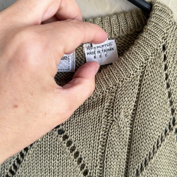 Evan-Picone‎ vintage brown sweater sleeve less top size large - Picture 3 of 4